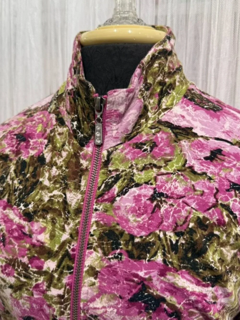 Zenergy By Chico’s Floral Zip Front Jacket Womens 0/Small Rhinestone Zip Stretch - Picture 2 of 15
